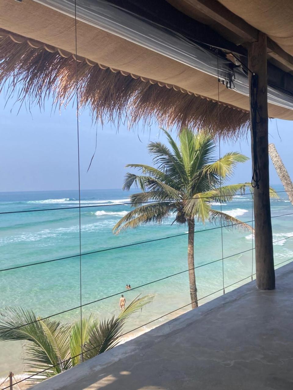Gitano Surf Ahangama Beachfront Exterior foto